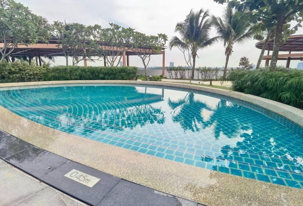 C0704 Almas Suite Seaview & Netflix Stay นุสาจายา ภายนอก รูปภาพ