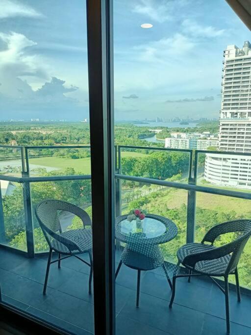 C0704 Almas Suite Seaview & Netflix Stay นุสาจายา ภายนอก รูปภาพ